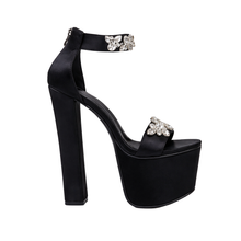 Sandales luxe satiné 6.3"