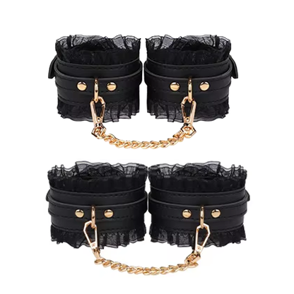 Ensemble soumission et séduction à dentelle