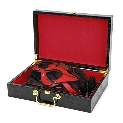 Nighttime temptation set