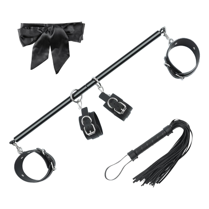 Ensemble barre d'écartement avec menottes, fouet et bandeau pour les yeux