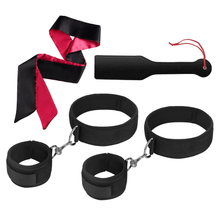 Ensemble restrictions cuisses/poignets avec bandeau et tappe-fesses