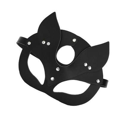 Masque allure féline accents argentés