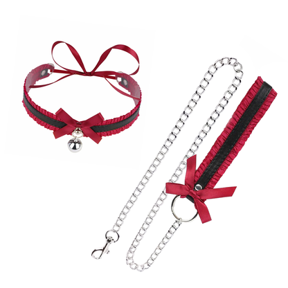 Collier coquet à grelot et laisse