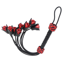 Romantic whip with large roses