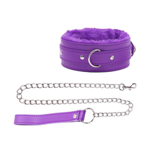 Collier fétiche doux avec laisse